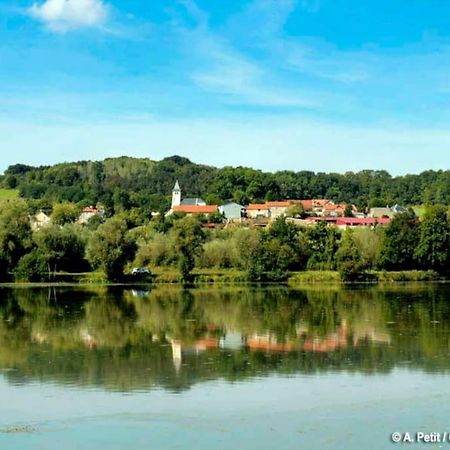 Au Coeur De Bruyeres Apartment ภายนอก รูปภาพ